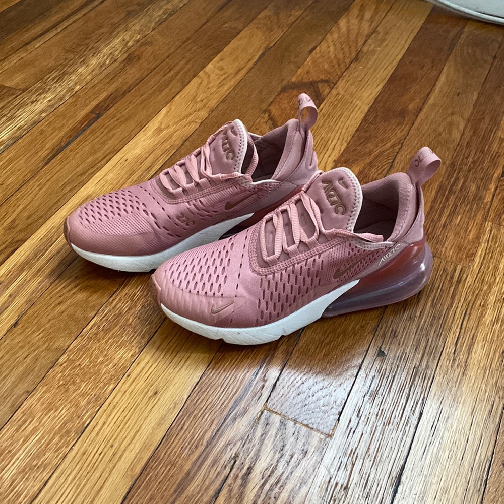 Nike Air Max 270